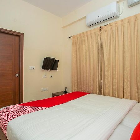 Отель Oyo 4797 Lulu Hospitality Yelahanka Экстерьер фото