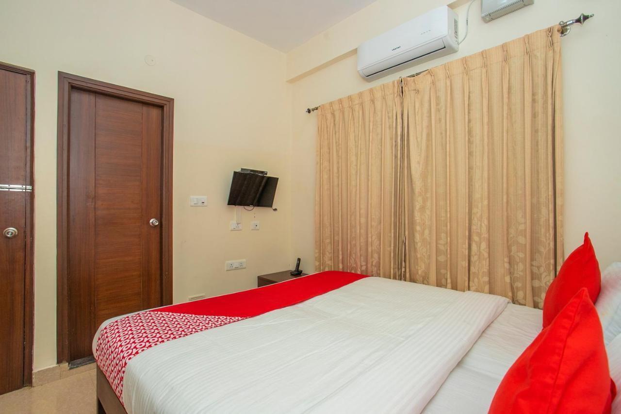 Отель Oyo 4797 Lulu Hospitality Yelahanka Экстерьер фото