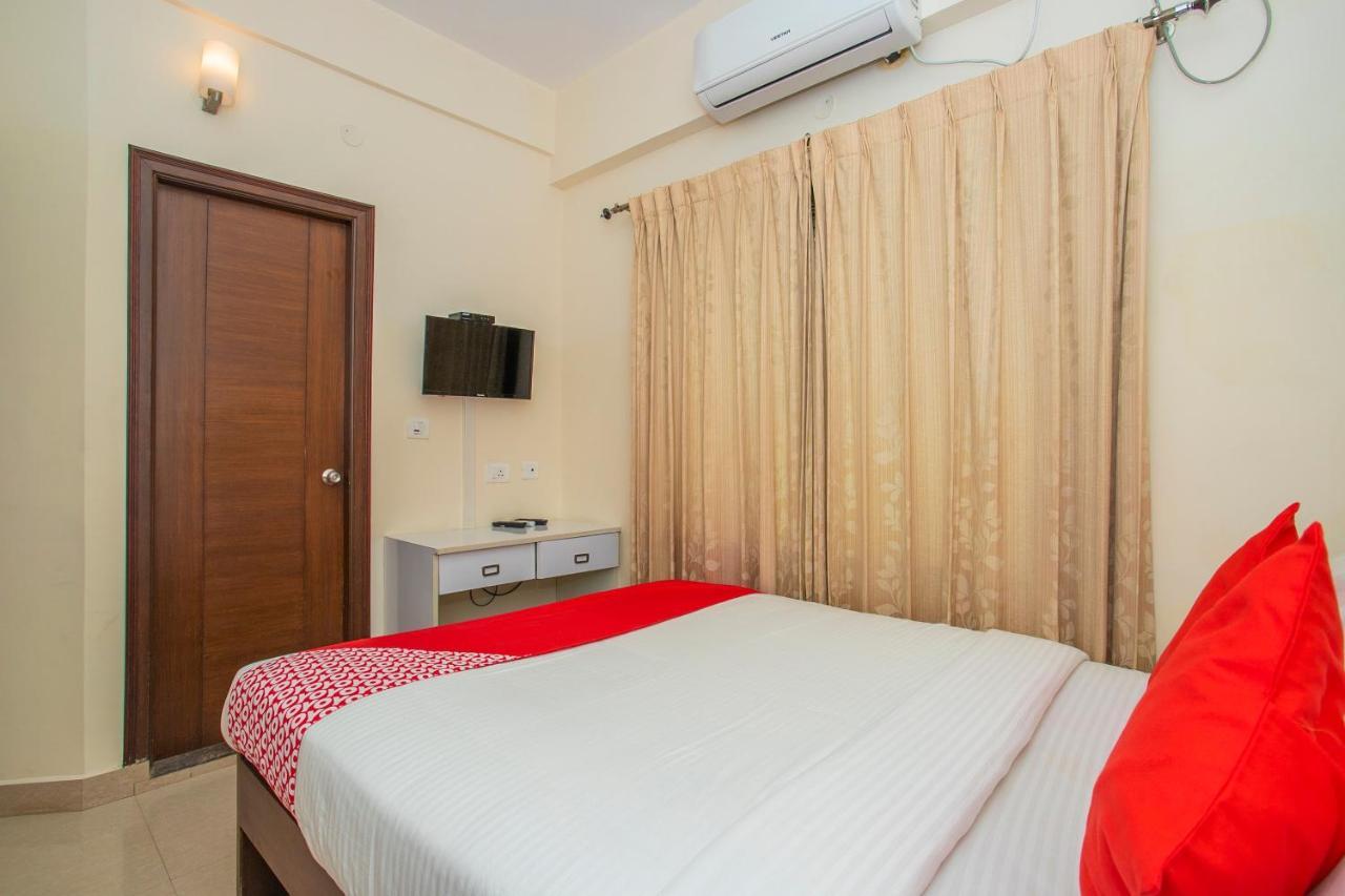 Отель Oyo 4797 Lulu Hospitality Yelahanka Экстерьер фото