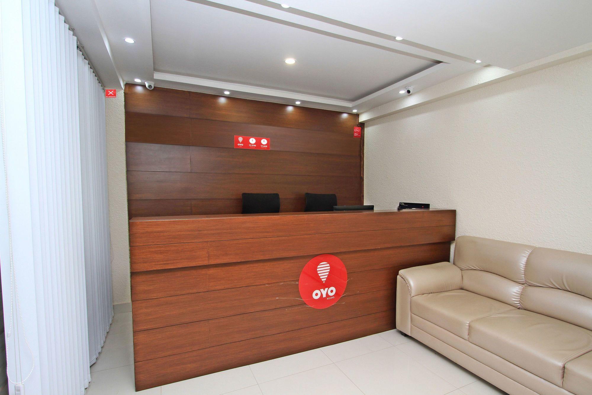 Отель Oyo 4797 Lulu Hospitality Yelahanka Экстерьер фото
